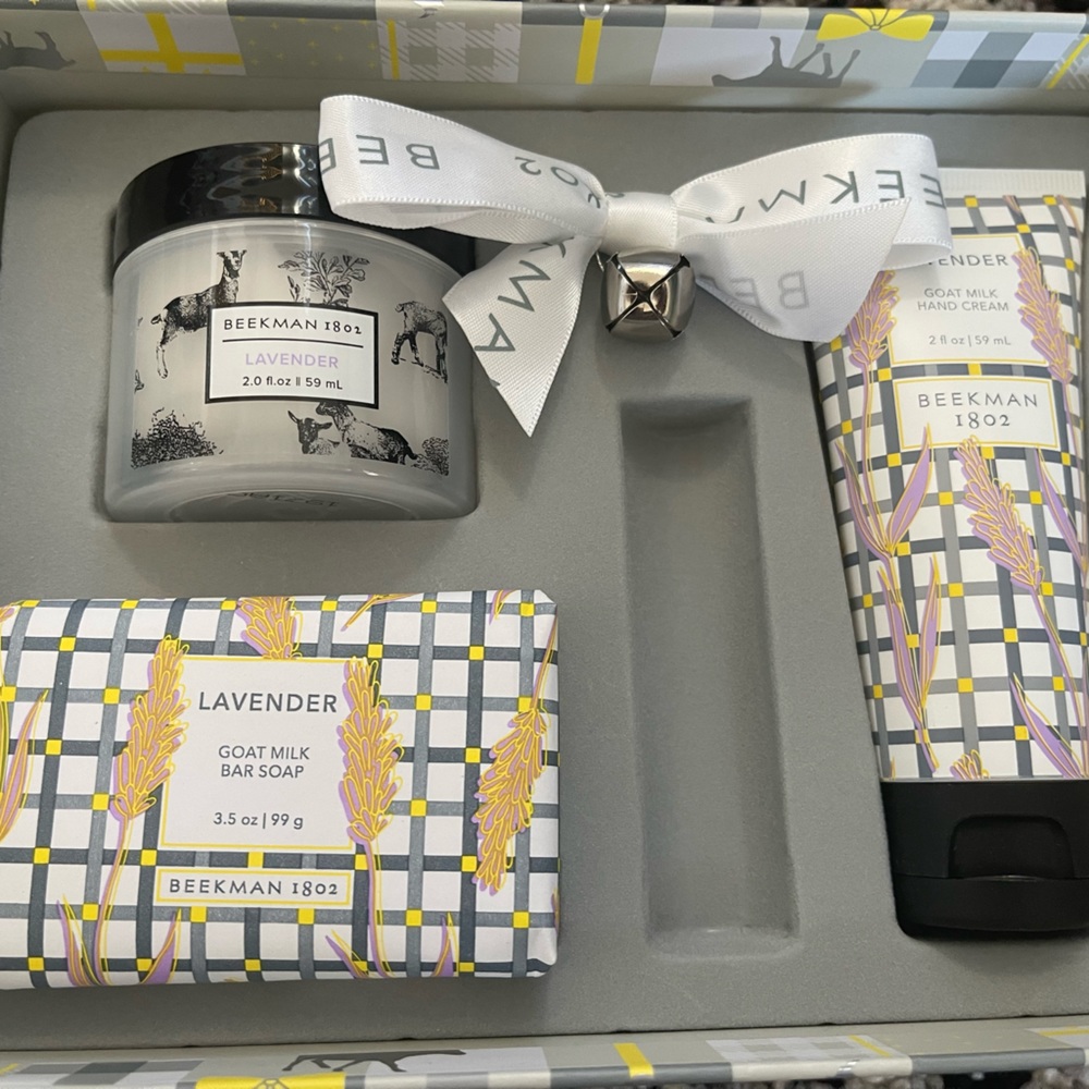 Beekman 1802 Lavender Goat Milk 3 Piece Gift Set